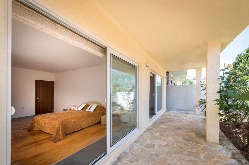Villa D'Enco Ferrari Kotor Luaran gambar